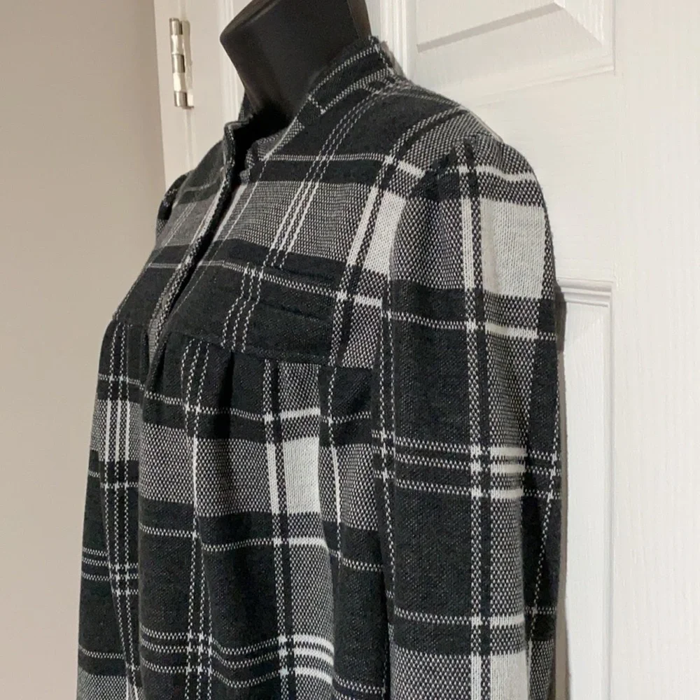 Mixit Black & White Plaid Coat Sz XL